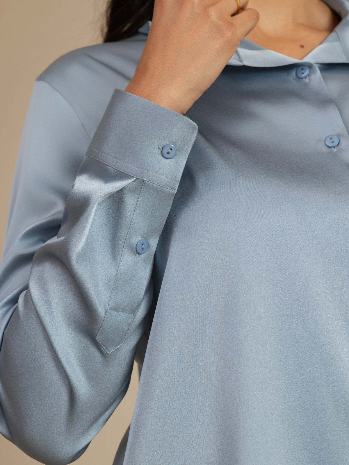 19Momme Silk Long Sleeve Lapel Collar Women's Shirt with Button Up Design