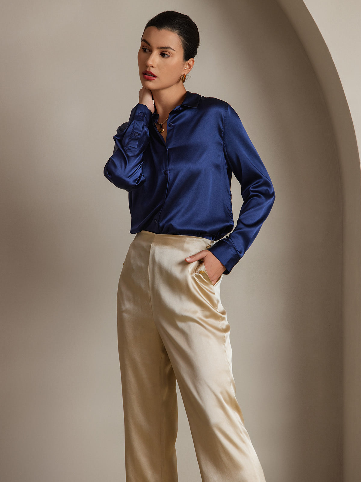 19Momme Silk Long Sleeve Lapel Collar Women's Shirt with Button Up Design