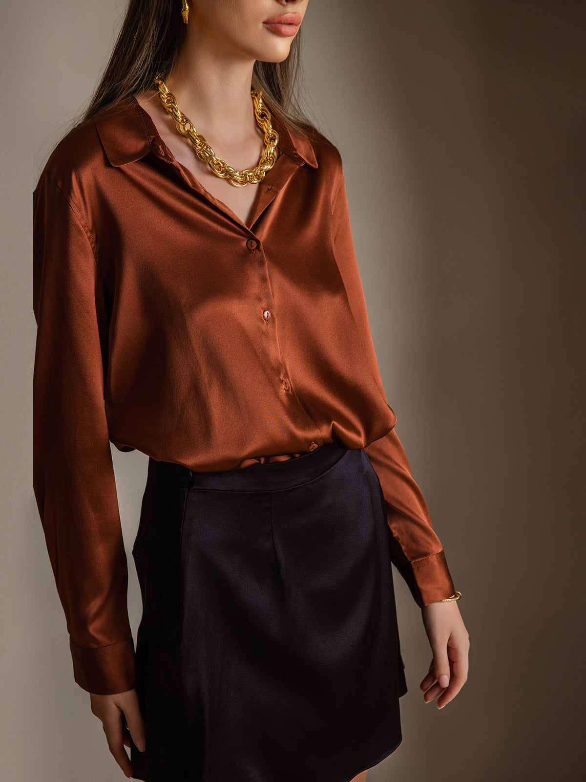 19Momme Silk Long Sleeve Lapel Collar Women's Shirt with Button Up Design