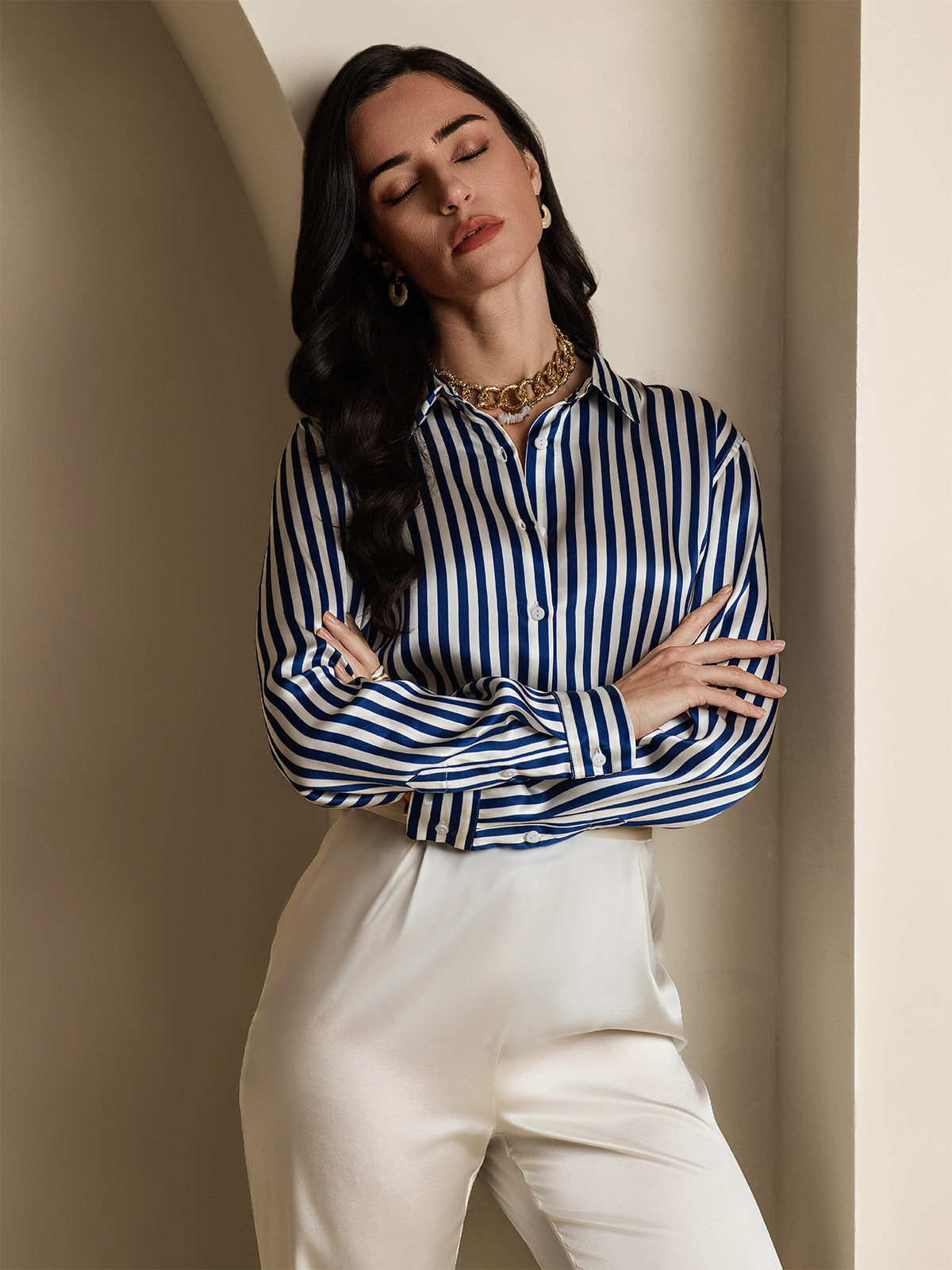 19Momme Silk Long Sleeve Lapel Collar Women's Shirt with Button Up Design